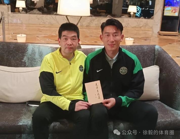 九游娱乐app下载-董春雨：《毛选》理念应贯彻我们的工作生活中，会有巨大帮助